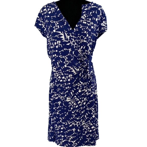 New York & Company Dresses & Skirts - New York & Co. Faux Wrap Dress